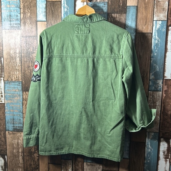 Worn in forever 21 small army jacket with patches - Picture 8 of 10